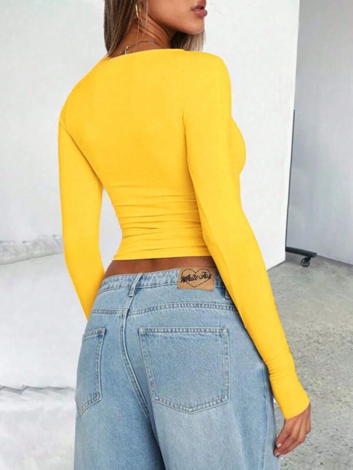 Solid Color Round Neck Long Sleeve T-Shirt | 8 Colors | Poundton