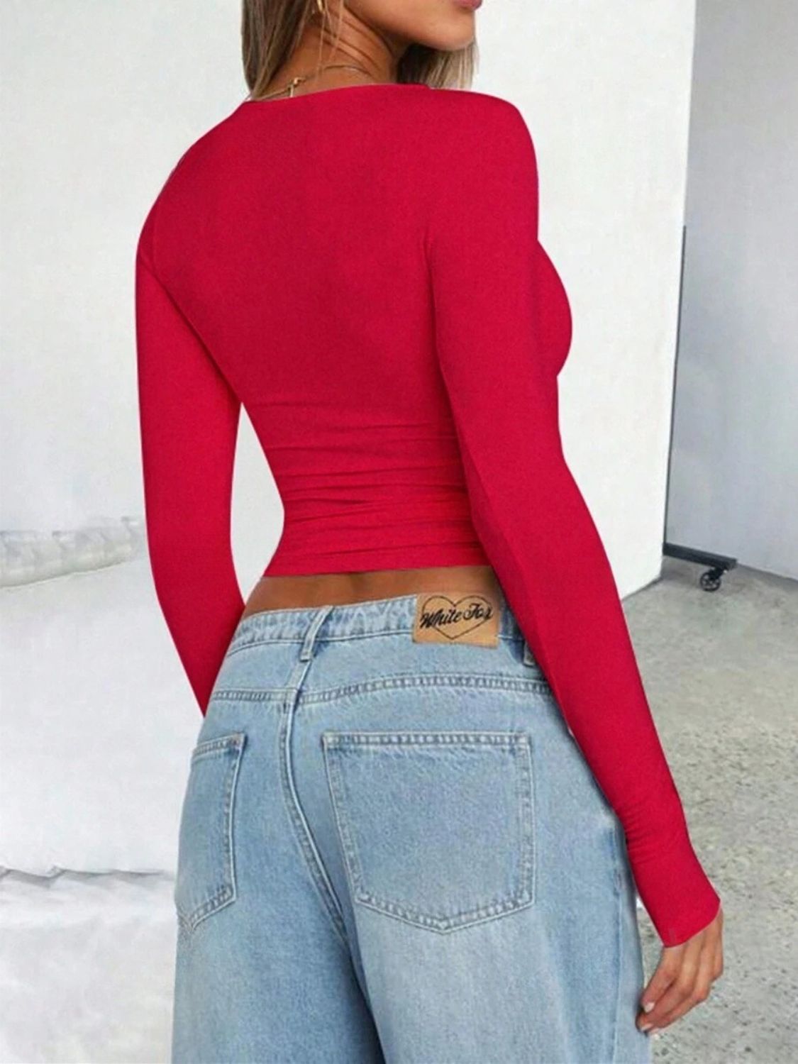 Solid Color Round Neck Long Sleeve T-Shirt | 8 Colors | Poundton