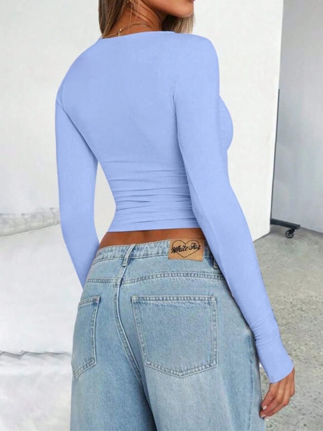 Solid Color Round Neck Long Sleeve T-Shirt | 8 Colors | Poundton